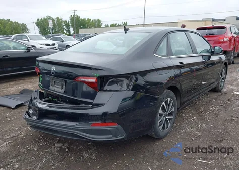 2022 Volkswagen Jetta 1.5T S z USA, uszkodzony, nr VIN 3VWNM7BU9NM024530